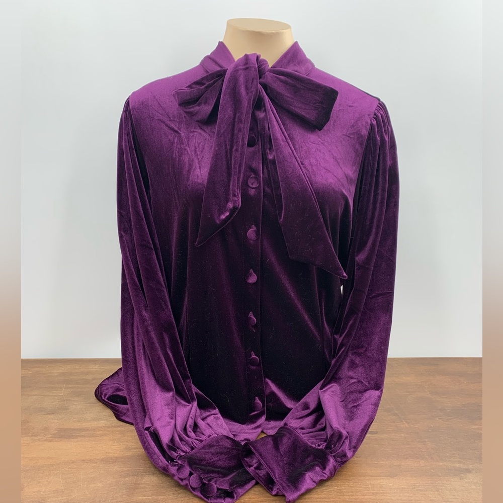 Unique Vintage Gwen Blouse Dark Purple Velvet Size XL NWT - Picture 6 of 13